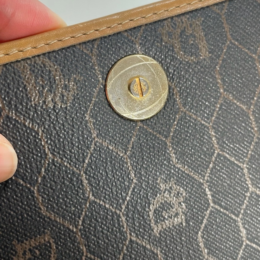 Dior Honeycomb Shoulder Bag - Picture 5 of 11